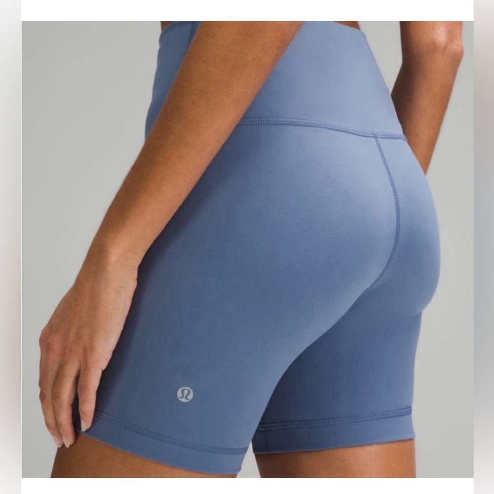 Lululemon Wunder Train 6 inch shorts